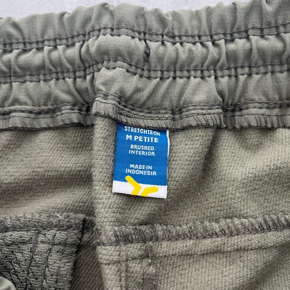 Women’s Old Navy high waisted water repellent jogger pants Petite Medium - Picture 5 of 7